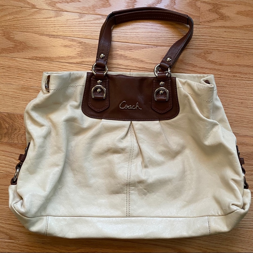 COACH Brown and White Leather Shoulder Bag
